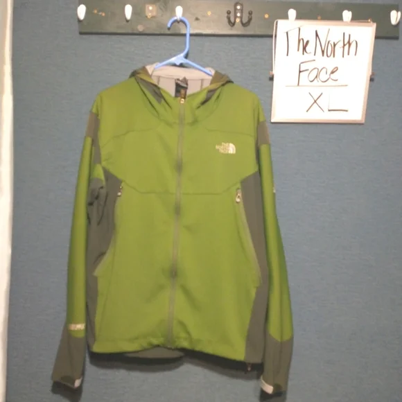 The North Face Soft Shell Full Zip Jacket - XL - Picture 3 of 7